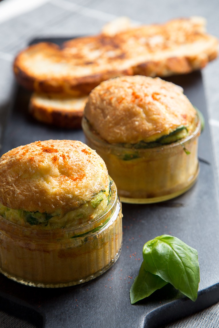 baked eggs with spinach 
